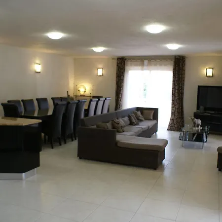 פארק נופש De Tourisme Le Clos Des Vendanges מוריאני-פלאז'