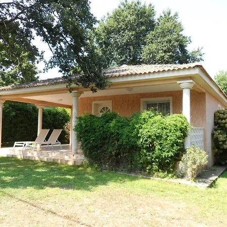 De Tourisme Le Clos Des Vendanges פארק נופש 3*